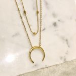 COLLAR DOBLE DORADO media luna acero inoxidable
