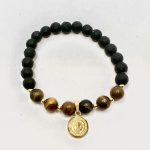 pulsera de piedra volcanica acero. inoxidable san benito