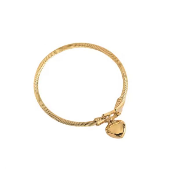 Pulsera rigida dorada corazon